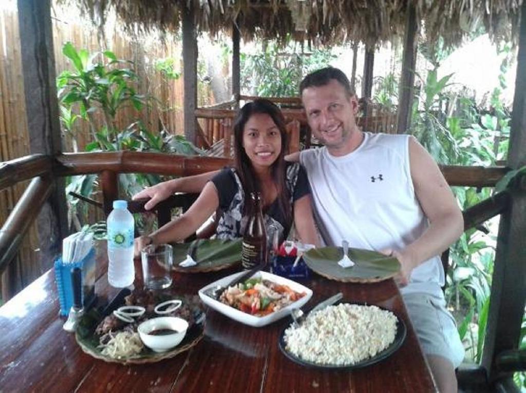 La Mirada Residence , Large 1 Bedroom Condo, Beaches , 3 Pools, Ocean Views, Fast Wifi, Netflix, Breakfast Included Lapu-Lapu City Eksteriør bilde